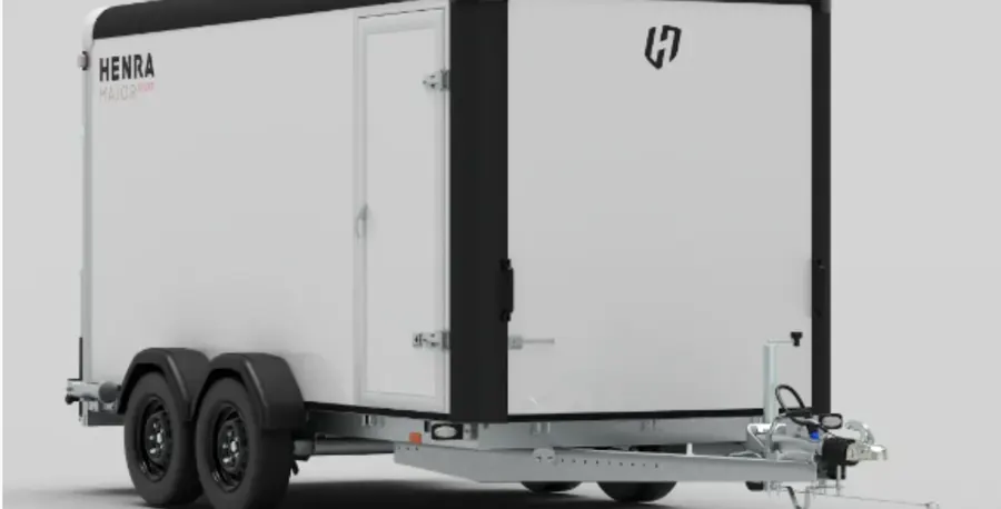 Gesloten bakwagen met sandwichpanelen